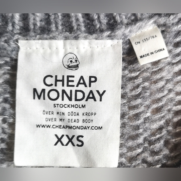 Cheap Monday sweater - Picture 4 of 8
